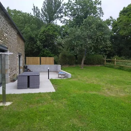 La Fermette Paisible Proche Du Mont Saint-michel Prázdninový dům